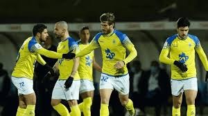 K联赛球队浦项铁人官方社媒账号发布公告称，球队中...