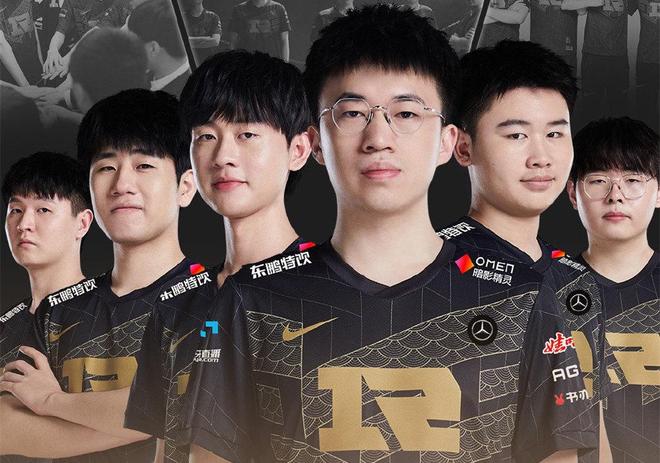 占据主动 占据主动